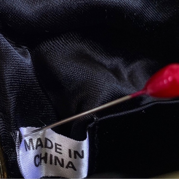 BLACK SEQUIN EVENING BAG - Picture 6 of 16